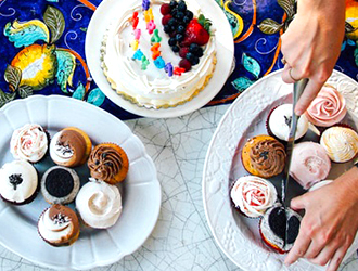le buffet et le g&acirc;teau